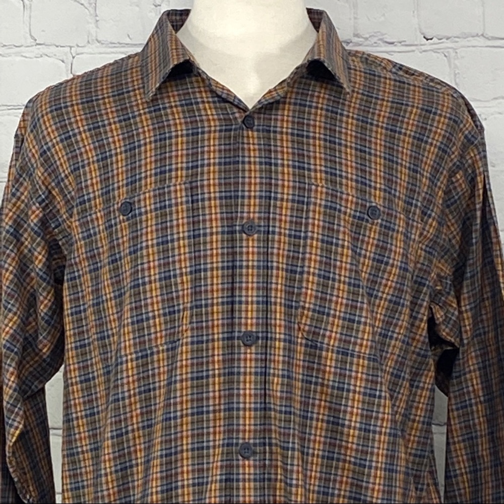 Patagonia men’s long sleeve organic cotton shirt